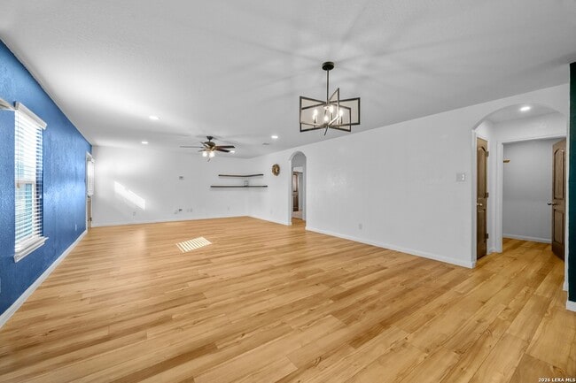 Photo - 7319 Turnbow