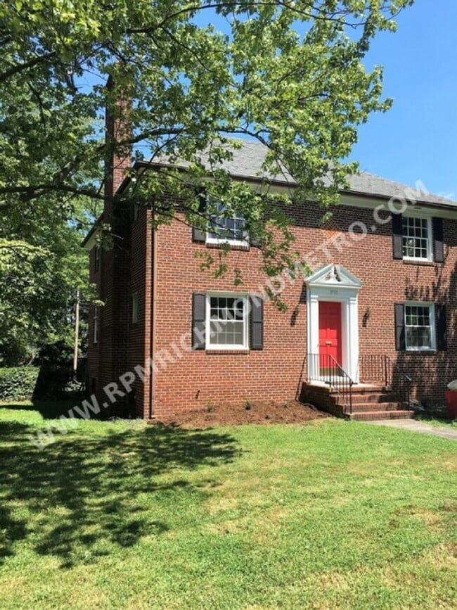 Building Photo - 3910 Cary Street Rd Unit A