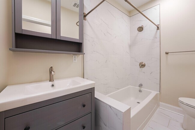 Photo - 314 27th St Unidad 2