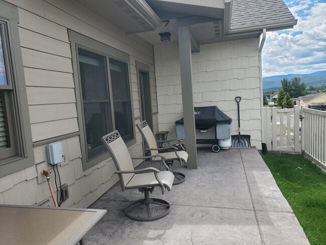 Photo - 73 Wind River Dr