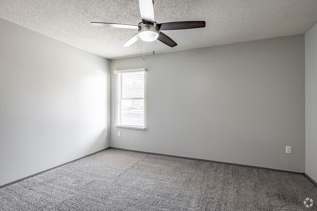 1HAB, 1BA - 730&nbsp;ft² - Kendall Place