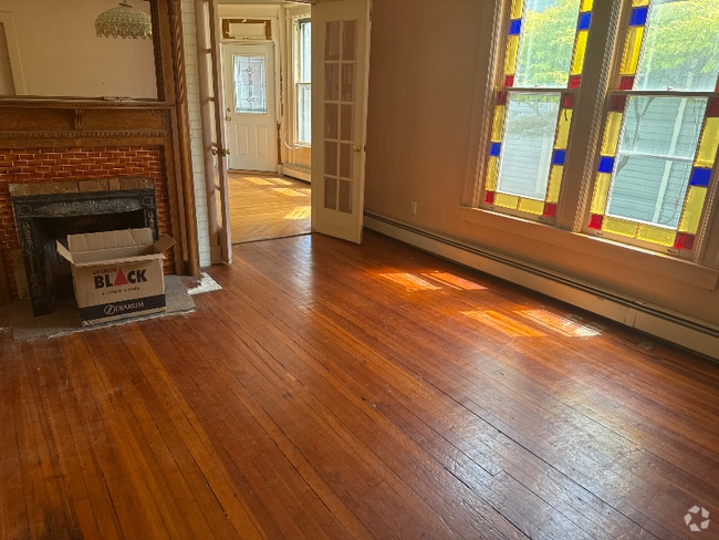 Building Photo - 60 Hudson Ave Unit 1A Rental