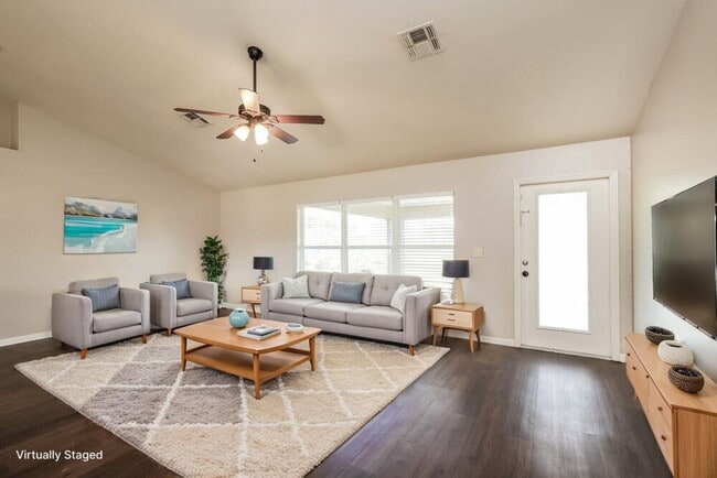 Photo - 1825 SW 25th St