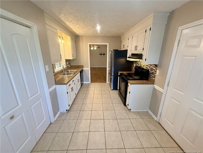 Photo - 146 Greentree Dr