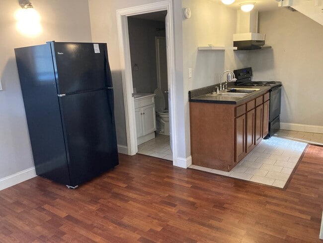 Photo - Charming Country Studio