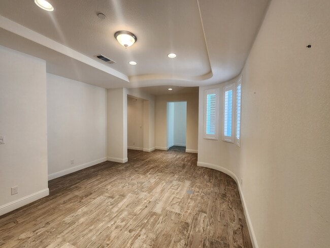Building Photo - 1160 Brighton Way