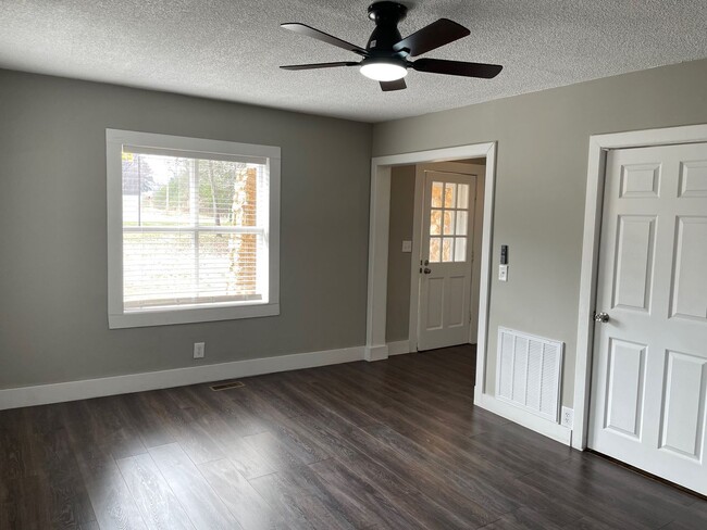 Photo - 3 BED, 1 BATH HOME