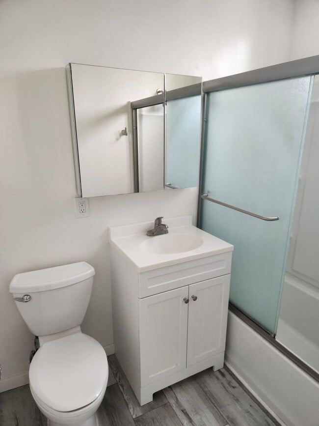 Photo - Gorgeous 1 Bedroom Unidad 2
