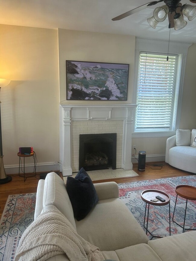 Photo - 3005 Monument Ave Unidad #1