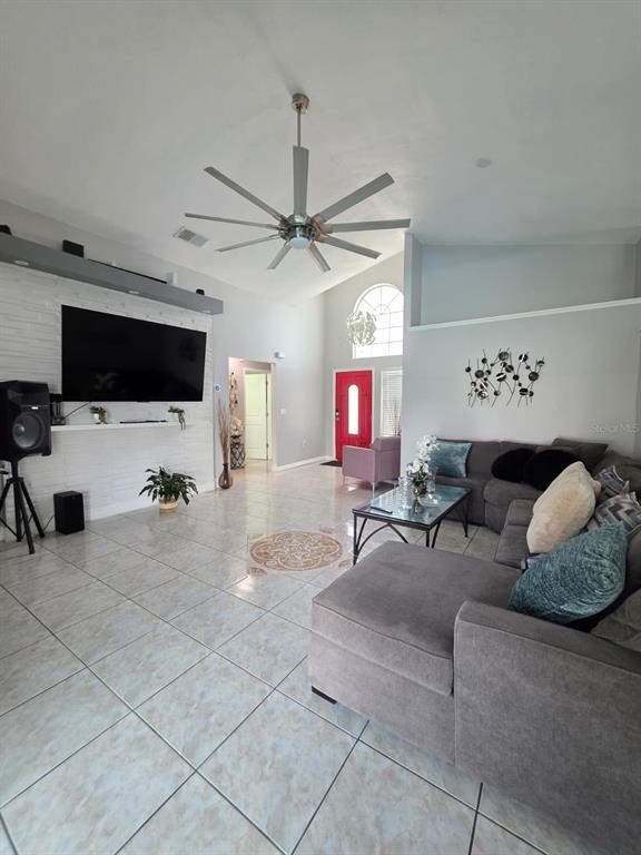 Photo - 763 Country Woods Cir