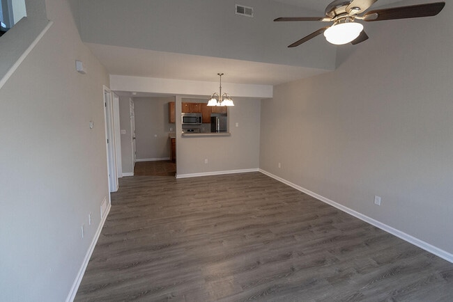 Photo - 1403 Bodie Dr