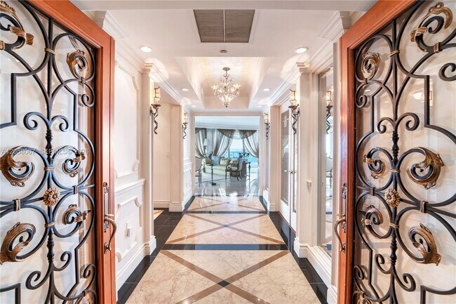 Photo - 1000 South Pointe Dr Unit 2501
