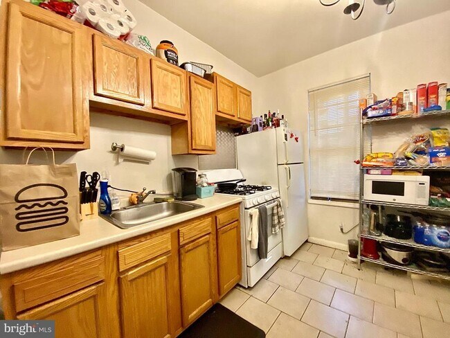 Photo - 2030 N Gratz St