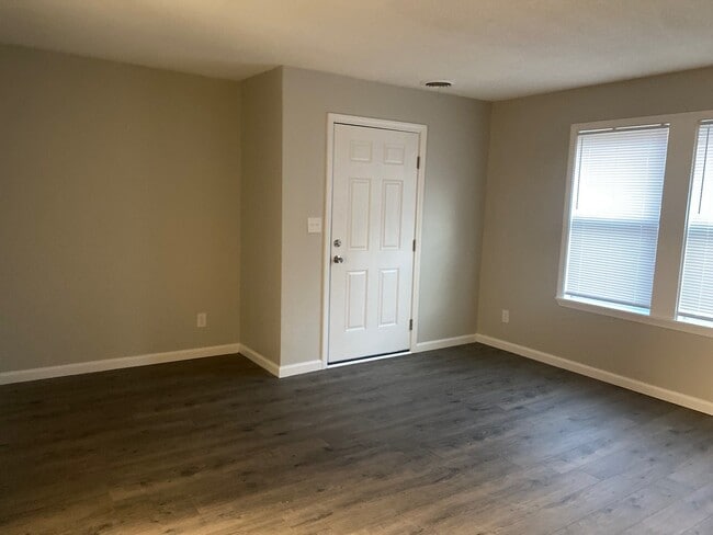 Photo - 919 Rushmeade Rd Unidad L