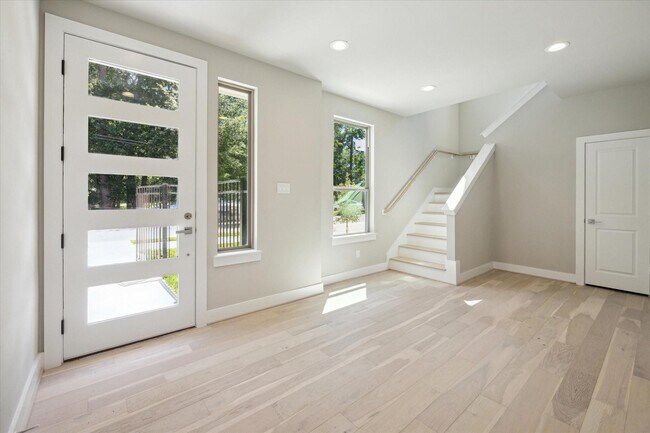 Photo - 540 Janisch Rd