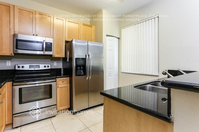 12421 SW 50th Ct