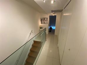 Photo - 916 NE 27th Ave