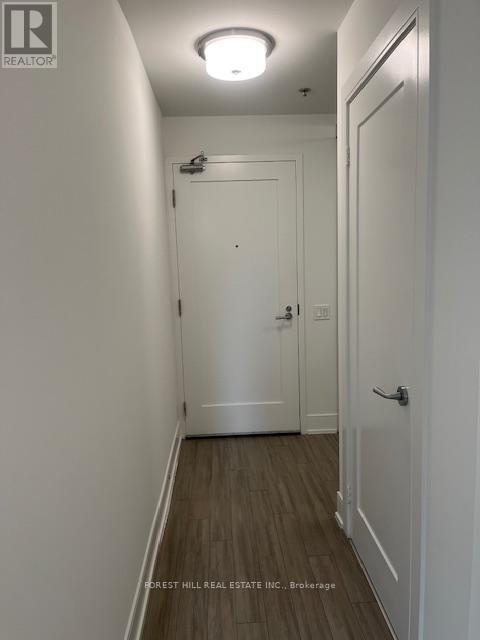 Photo - 310 Tweedsmuir Ave