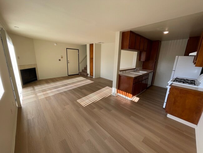 Photo - 11931 Avon Way