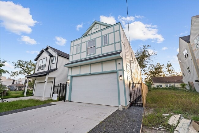 Photo - 1411 Bayou St