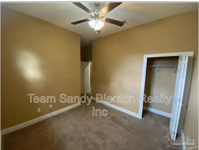 Photo - 7071 Lake Joanne Dr