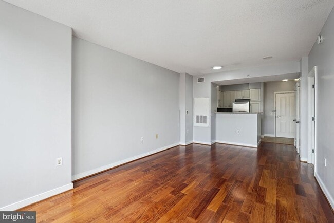 555 Massachusetts Ave NW Unit 1110