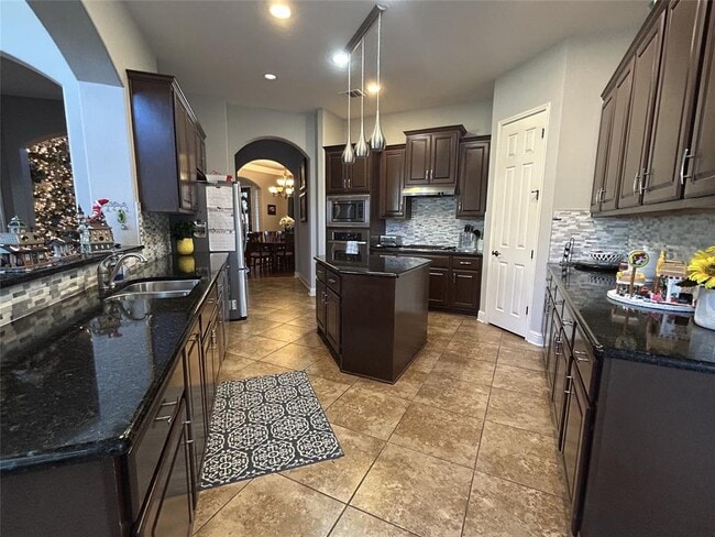 Photo - 6512 Mitra Dr House