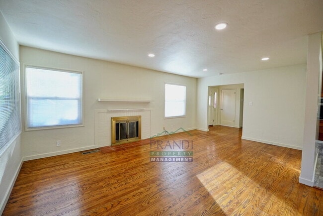 Photo - 101 Reed Blvd