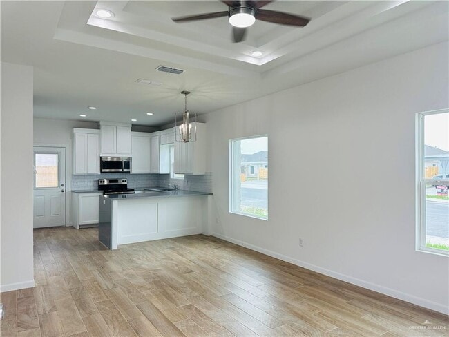 Photo - 10 Clarence Dr Unit 4