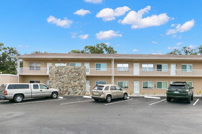 Photo - Apartment For Rent in Seminole WITH UPGRADES! Unit Apartment 102