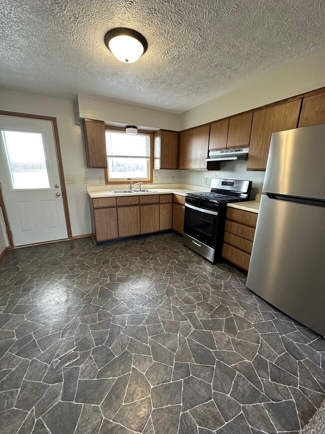 Photo - 3955-3965 N Meadow Ridge Dr Unit 3955