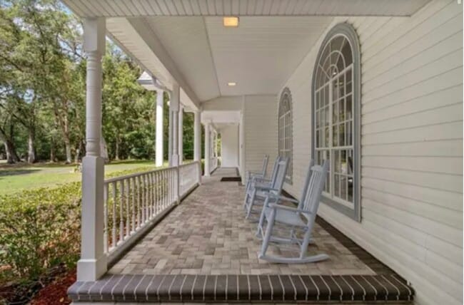 Photo - 21033 Violet Rd