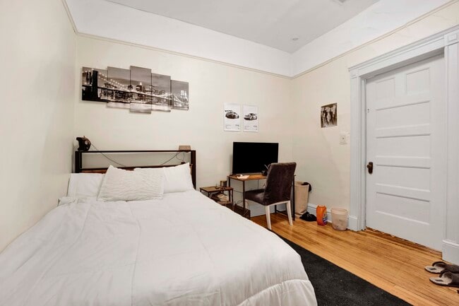 Photo - 2522 N Burling, Unit 2, Chicago, IL 60614-2 Unit 2