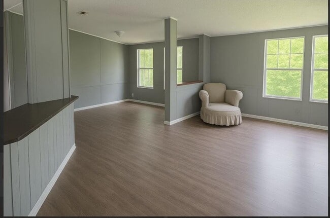 Building Photo - 358 Ellis St Rental