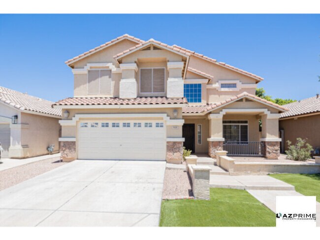 Photo - Upgraded 4/2.5 Gilbert House with Pool!