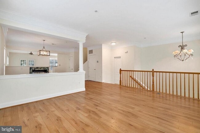 Photo - 8092 Genea Way