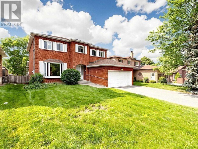 Photo - 94 Howlett Ave