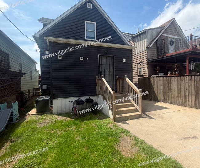 Photo - 4023 Deodar St Unit Apt 2F