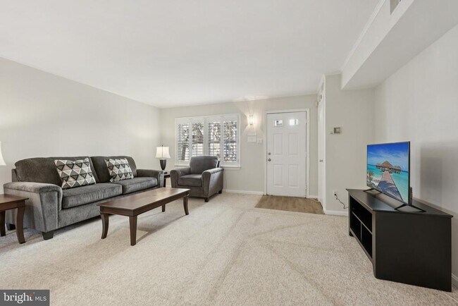 Photo - 88 N Bedford St