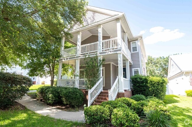 Building Photo - 3156 Iberville Way Rental