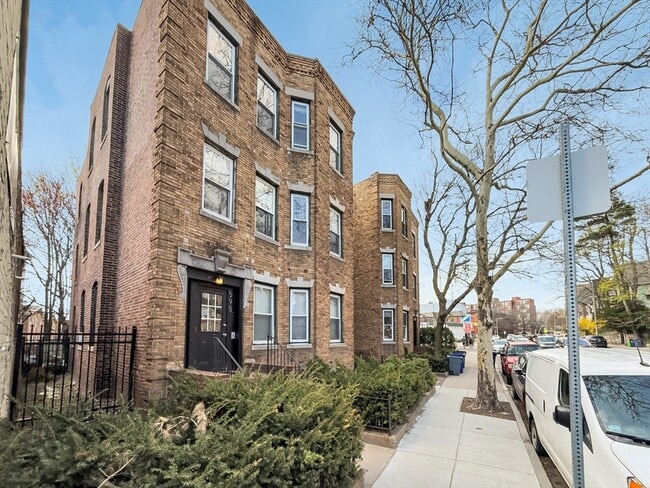 Photo - 595 Centre St Unidad 3