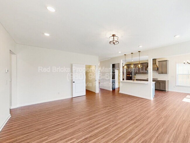 Photo - 17712 Summers Walk Blvd