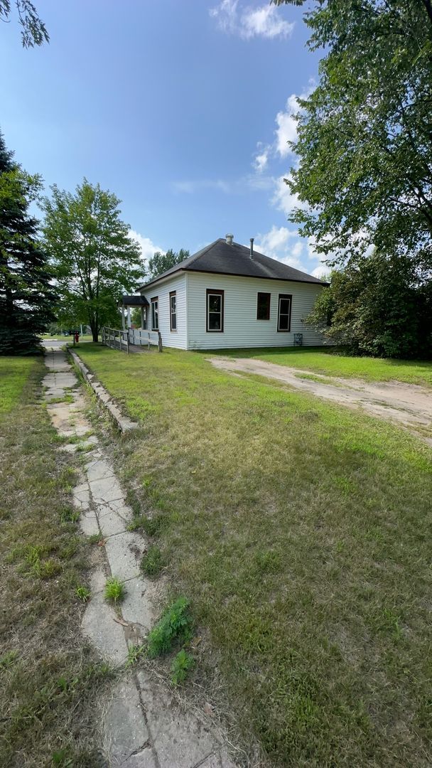 Photo - 2 Bed, 1 Bath Single Family Home with 2 Ca...
