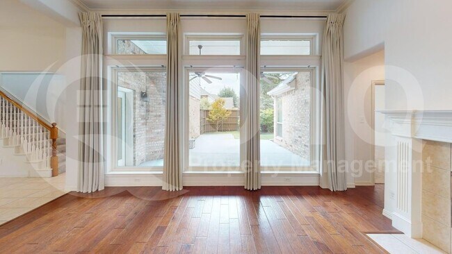 Photo - 1219 Bridgeway Ln