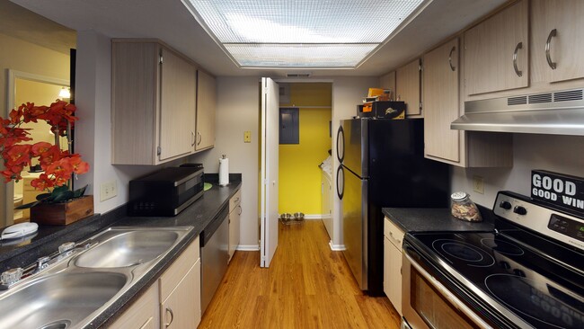 Photo - Brookstone Village