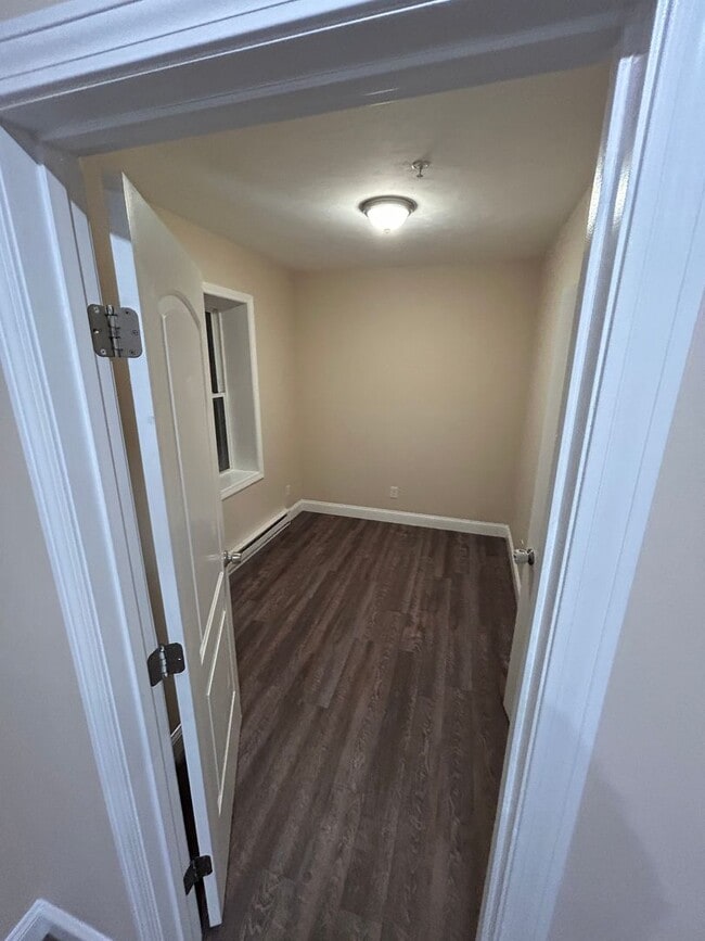 Photo - 1039 Main St Unidad 7