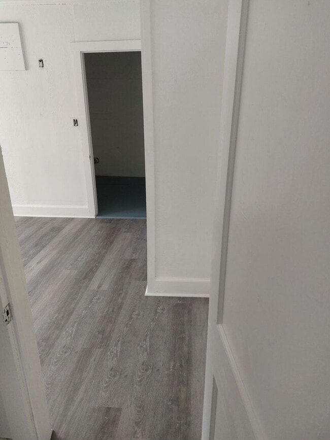 Photo - 1014 NE 8th Ave