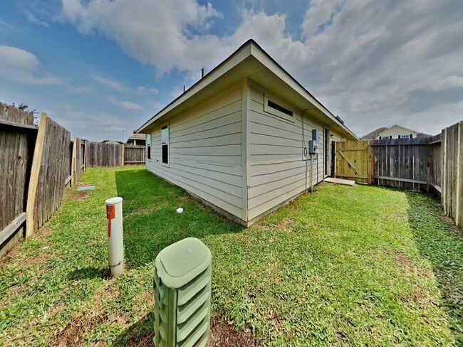 Photo - 12623 Mountain Daisy Rd