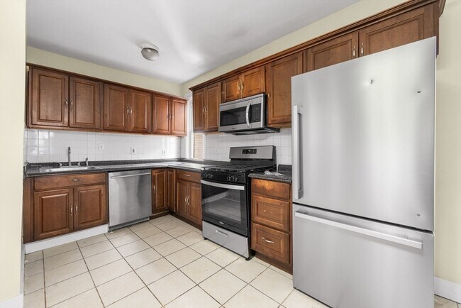 Photo - 427 Ferry St Unidad 2