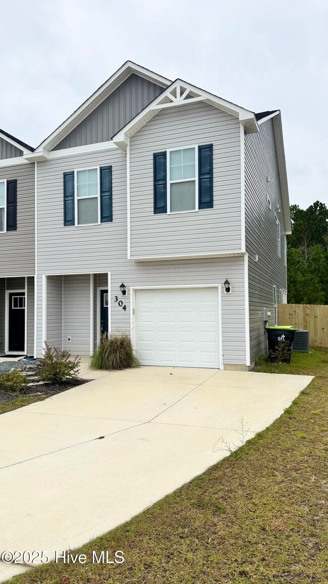 Photo - 304 Otis Cv Ln